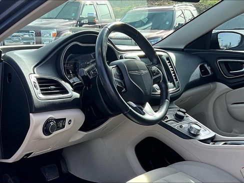 Used 2016 Chrysler 200 Limited w/ Anniversary Edition image 13