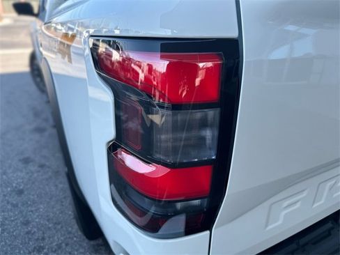 Used 2024 Nissan Frontier PRO-4X w/ Pro Convenience Package image 25