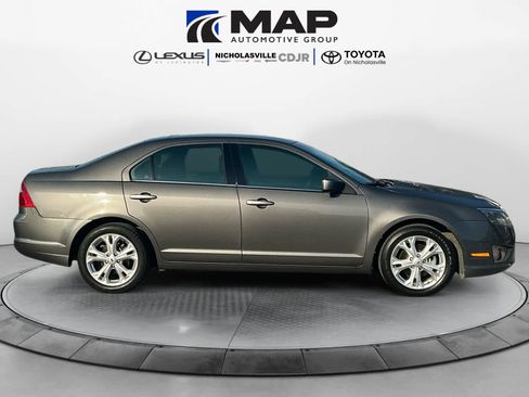 Used 2012 Ford Fusion SE image 6