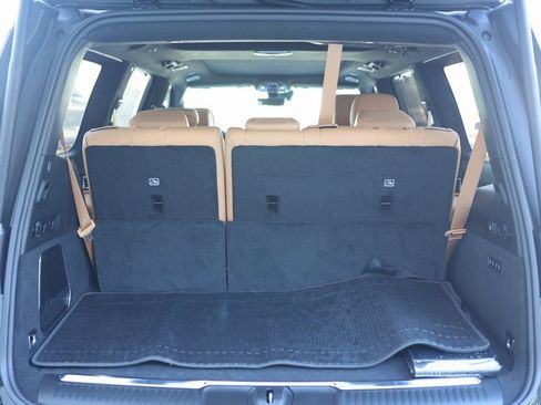 Used 2023 Jeep Grand Wagoneer Series III image 60