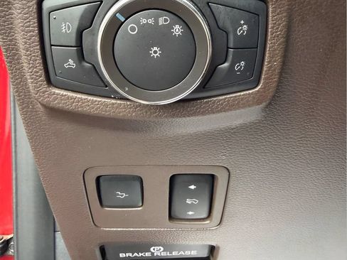 Used 2022 Ford F250 King Ranch w/ King Ranch Ultimate Package AWD/4WD image 23