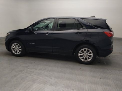 Used 2021 Chevrolet Equinox LS w/ LS Convenience Package FWD image 3