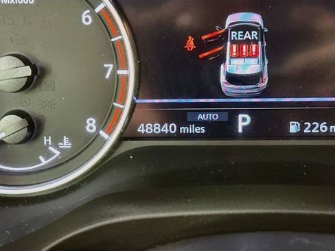 Used 2023 Nissan Rogue SV AWD/4WD image 17