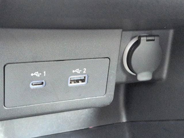 Certified 2024 Nissan Kicks SV FWD image 21