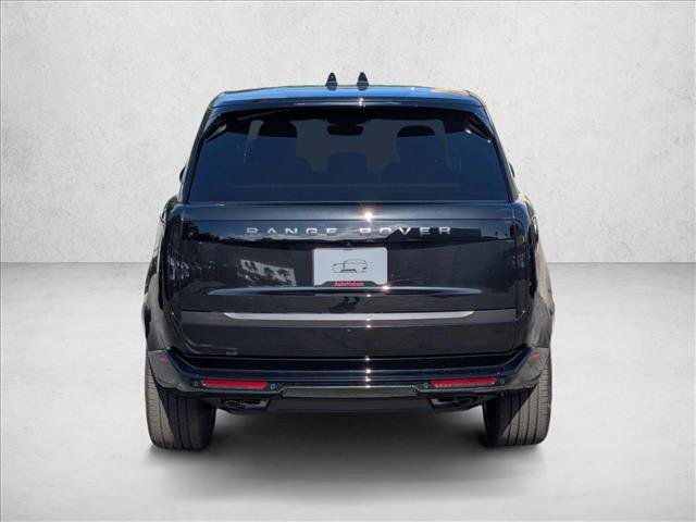 New 2026 Land Rover Range Rover Long Wheelbase SE AWD/4WD image 8