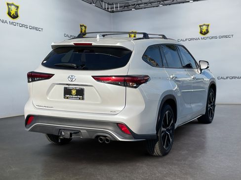 Used 2022 Toyota Highlander XSE image 5