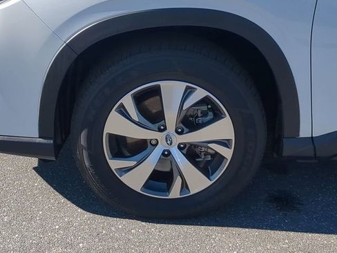 Used 2021 Subaru Ascent Premium w/ Convenience Package image 15