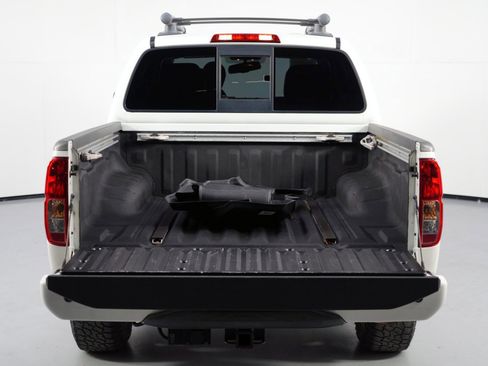 Used 2016 Nissan Frontier PRO-4X w/ Pro-4x Luxury Package image 9