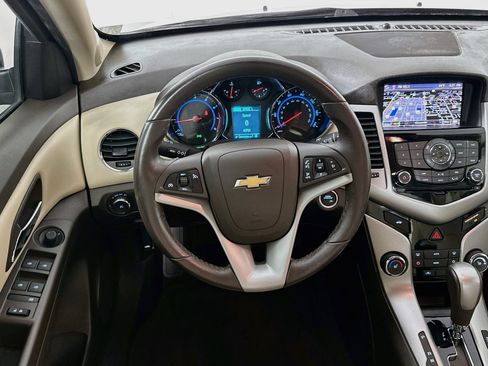 Used 2016 Chevrolet Cruze LTZ w/ Enhanced Safety Package FWD image 18