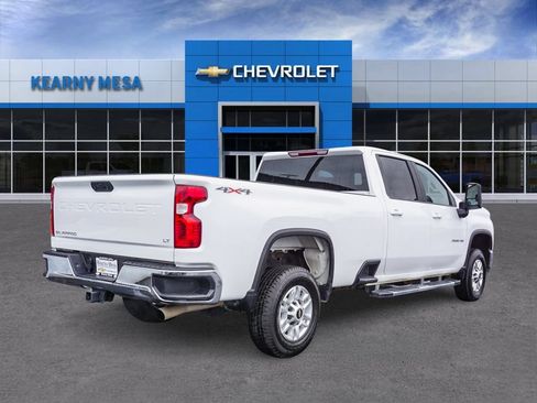 Used 2025 Chevrolet Silverado 2500 LT w/ Convenience Package AWD/4WD image 6