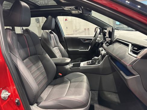 Used 2025 Toyota RAV4 XSE image 38