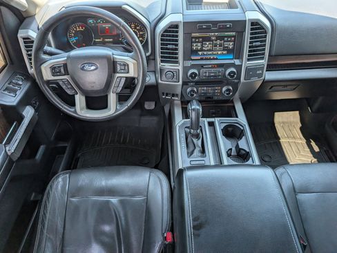 Used 2015 Ford F150 Lariat w/ Equipment Group 502A Luxury image 6