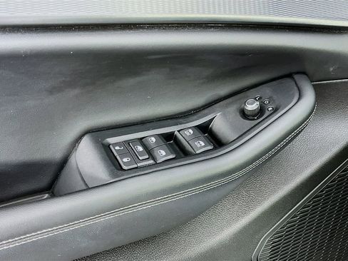 Used 2023 Jeep Grand Cherokee L Laredo image 24