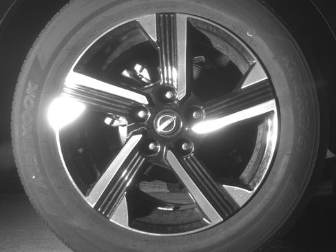 Used 2025 Nissan Sentra SV FWD image 15