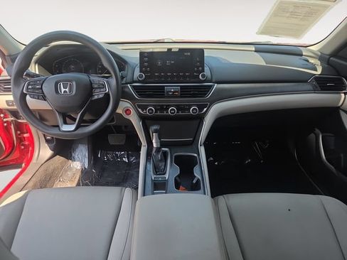 Used 2019 Honda Accord LX image 10