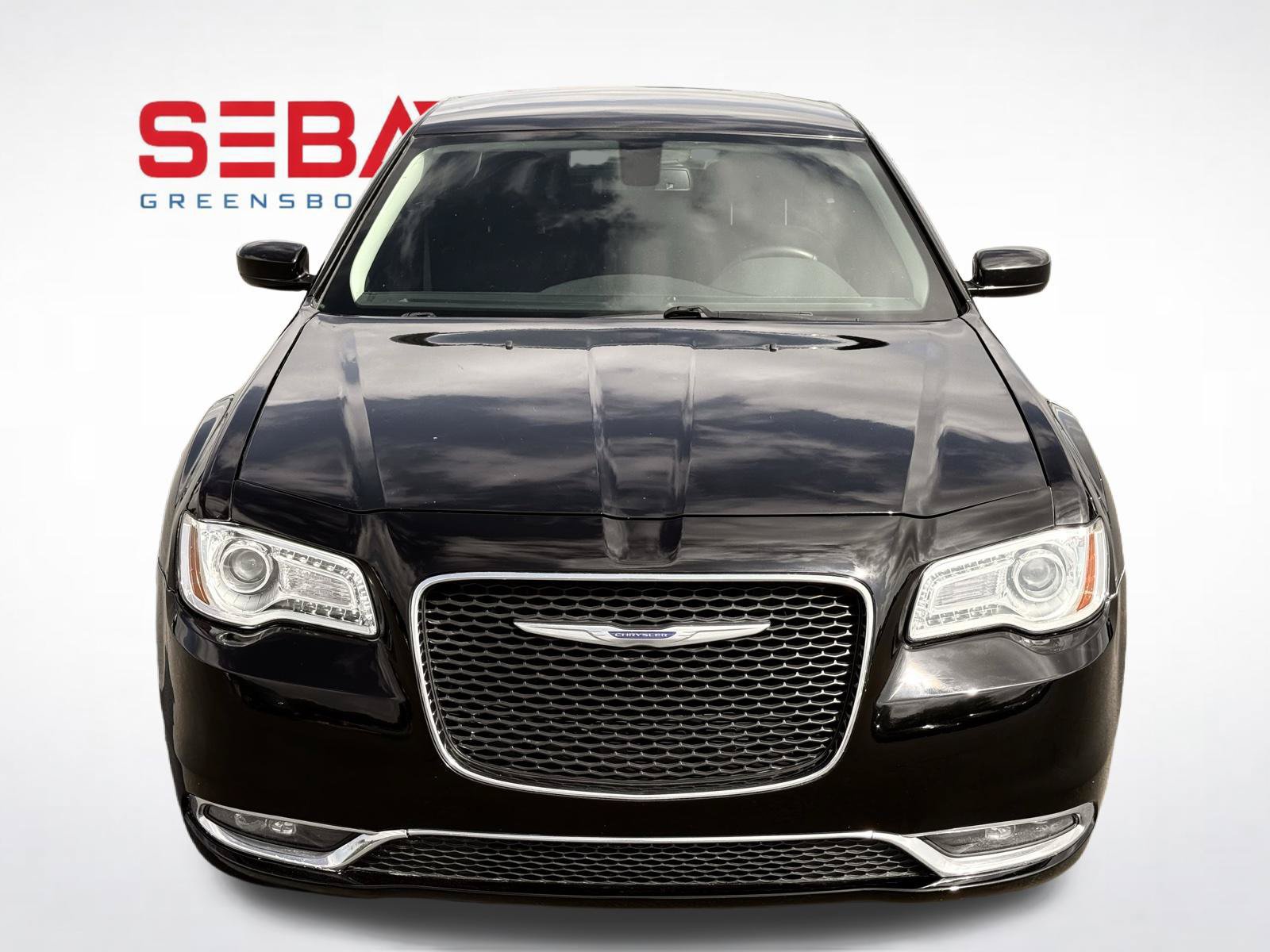 Used 2020 Chrysler 300 Touring w/ Driver Convenience Group RWD image 7