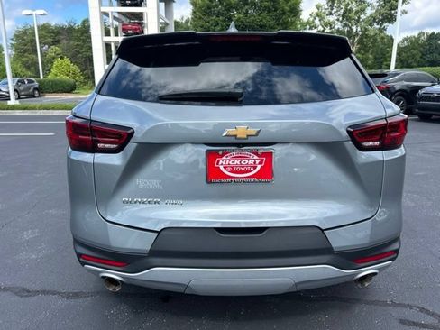 Used 2025 Chevrolet Blazer LT AWD/4WD image 8