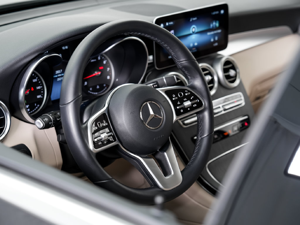 Used 2022 Mercedes-Benz GLC 300 4MATIC image 9