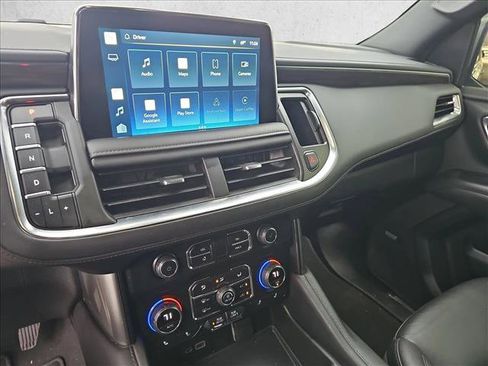 Used 2022 Chevrolet Tahoe LT w/ Luxury Package image 16