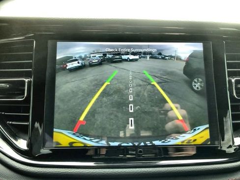 Used 2023 Dodge Durango GT image 17