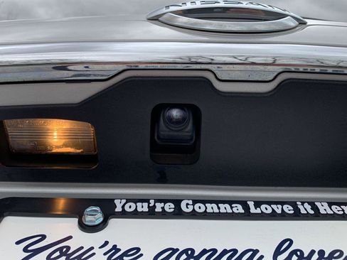 Used 2019 Nissan Rogue SL w/ Premium Package image 34