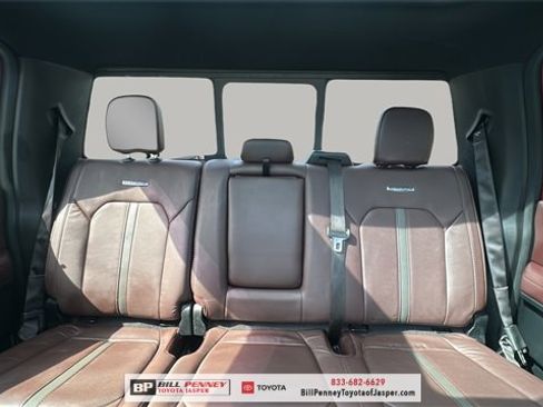 Used 2015 Ford F150 Platinum w/ Equipment Group 701A Luxury image 18