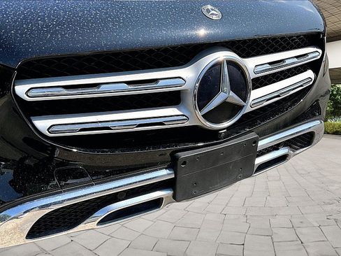 Used 2022 Mercedes-Benz GLC 300 4MATIC w/ Premium Package Lite image 24