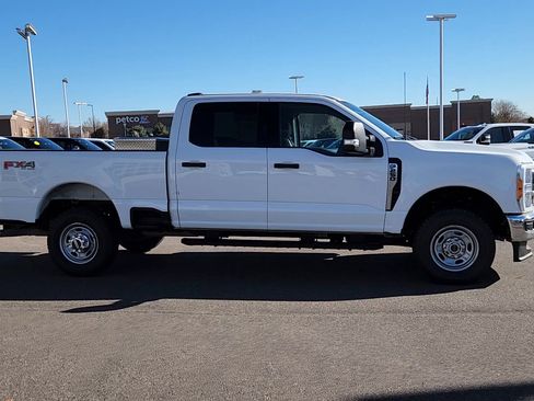 Used 2023 Ford F250 XLT w/ FX4 Off-Road Package image 6