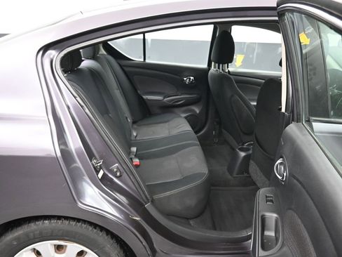 Used 2015 Nissan Versa SV image 30
