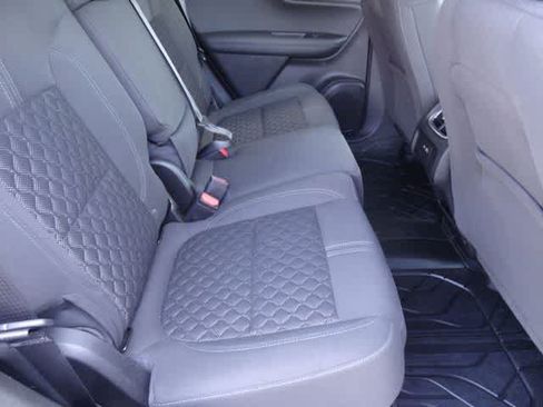 Used 2020 Chevrolet Blazer LT FWD image 10