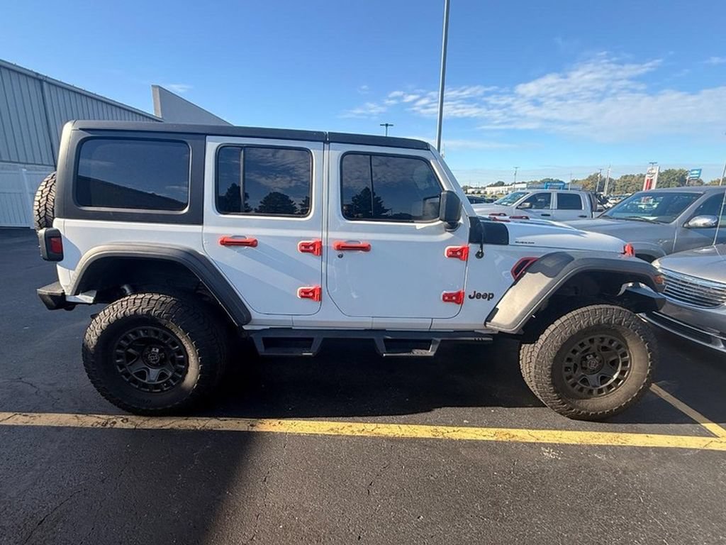 Used 2020 Jeep Wrangler Unlimited Rubicon w/ Dual Top Group AWD/4WD image 6