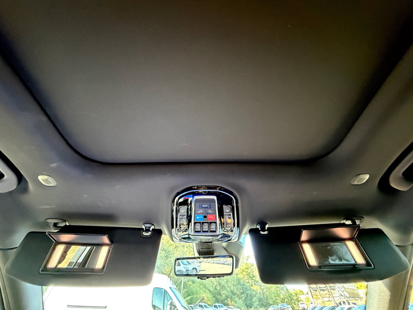 Used 2021 Jeep Grand Cherokee L Summit w/ Advanced Protech Group IV AWD/4WD image 33