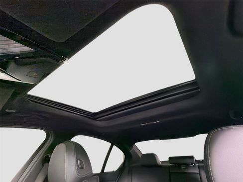 New 2026 BMW M340i xDrive image 21