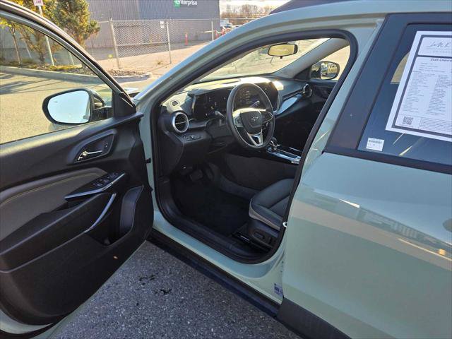 Used 2026 Chevrolet Trax ACTIV w/ Driver Confidence Package FWD image 19
