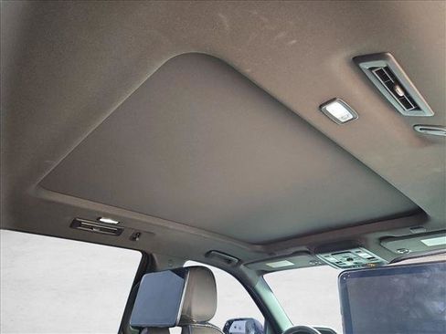 Used 2021 GMC Yukon AT4 w/ AT4 Premium Plus Package AWD/4WD image 13