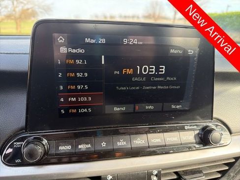 Used 2021 Kia Forte LXS image 17