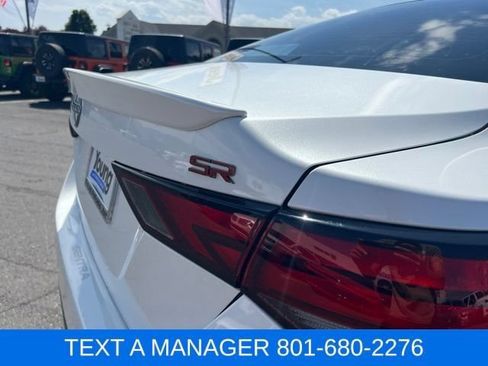 Used 2024 Nissan Sentra SR FWD image 5