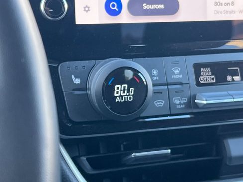 Used 2024 Toyota Grand Highlander XLE image 29