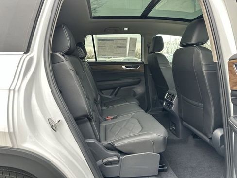 New 2026 Volkswagen Atlas SE image 27