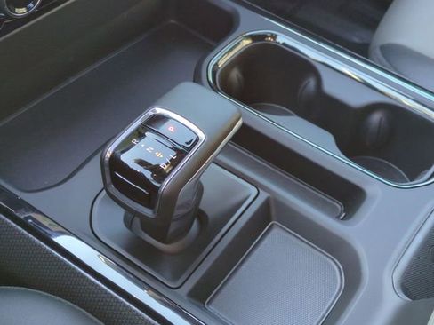 Used 2025 Chevrolet Silverado 1500 ZR2 w/ Technology Package image 20