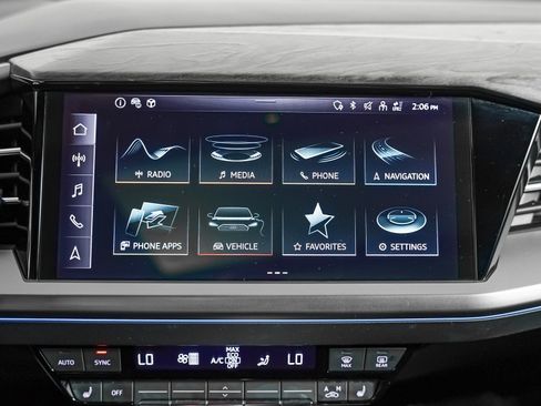 Certified 2024 Audi Q4 e-tron Premium Plus w/ Premium Plus RWD image 21