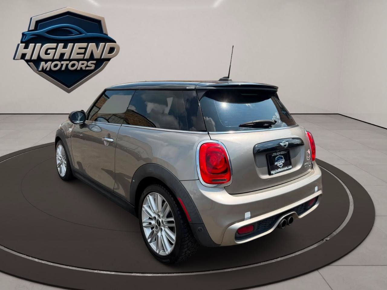 Used 2017 MINI Cooper S FWD image 4