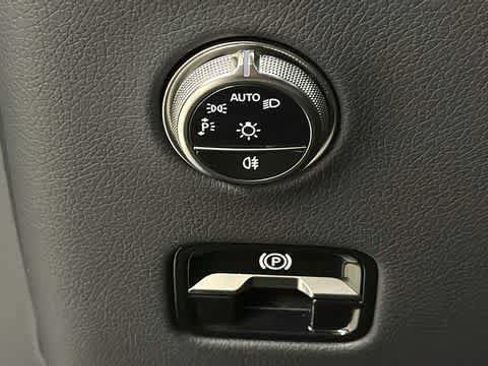 Certified 2026 Mercedes-Benz GLC 300 4MATIC image 16