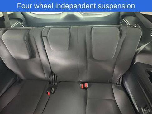 Certified 2025 Subaru Ascent Premium image 17