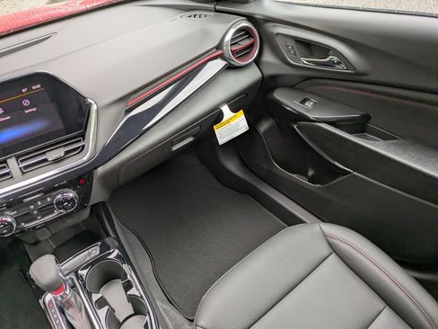 New 2026 Chevrolet Trax RS w/ Driver Confidence Package image 17