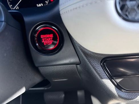 Certified 2024 Honda HR-V LX image 32