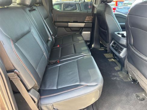 Used 2023 Ford F350 Lariat w/ Lariat Ultimate Package AWD/4WD image 18