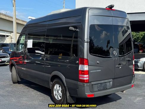 Used 2018 Mercedes-Benz Sprinter 2500 image 5
