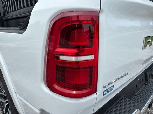 Used 2025 RAM 1500 Limited AWD/4WD image 13