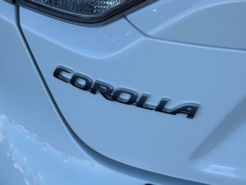 Certified 2025 Toyota Corolla LE image 14
